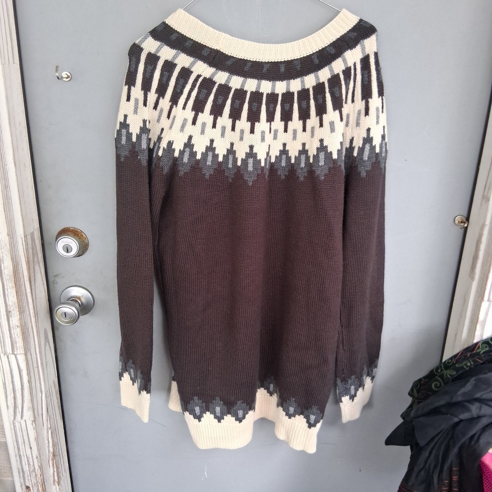 NWT Urban Outfitters BDG Sweater UO M Black And White